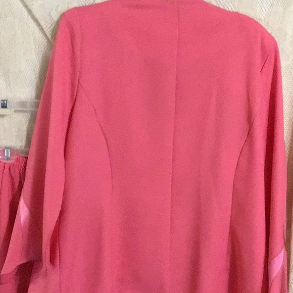 Women’s Unlined Salmon Plus 2 Piece Skirt Set 16W - Picture 3 of 6